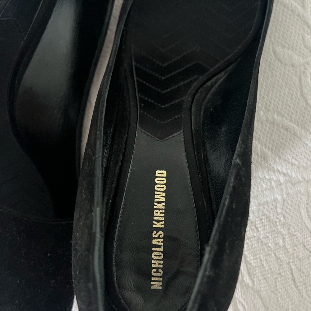 Nicholas Kirkwood Black Suede Pumps with Pearl Heel EU 38.5 US 7-7.5 - Picture 6 of 7